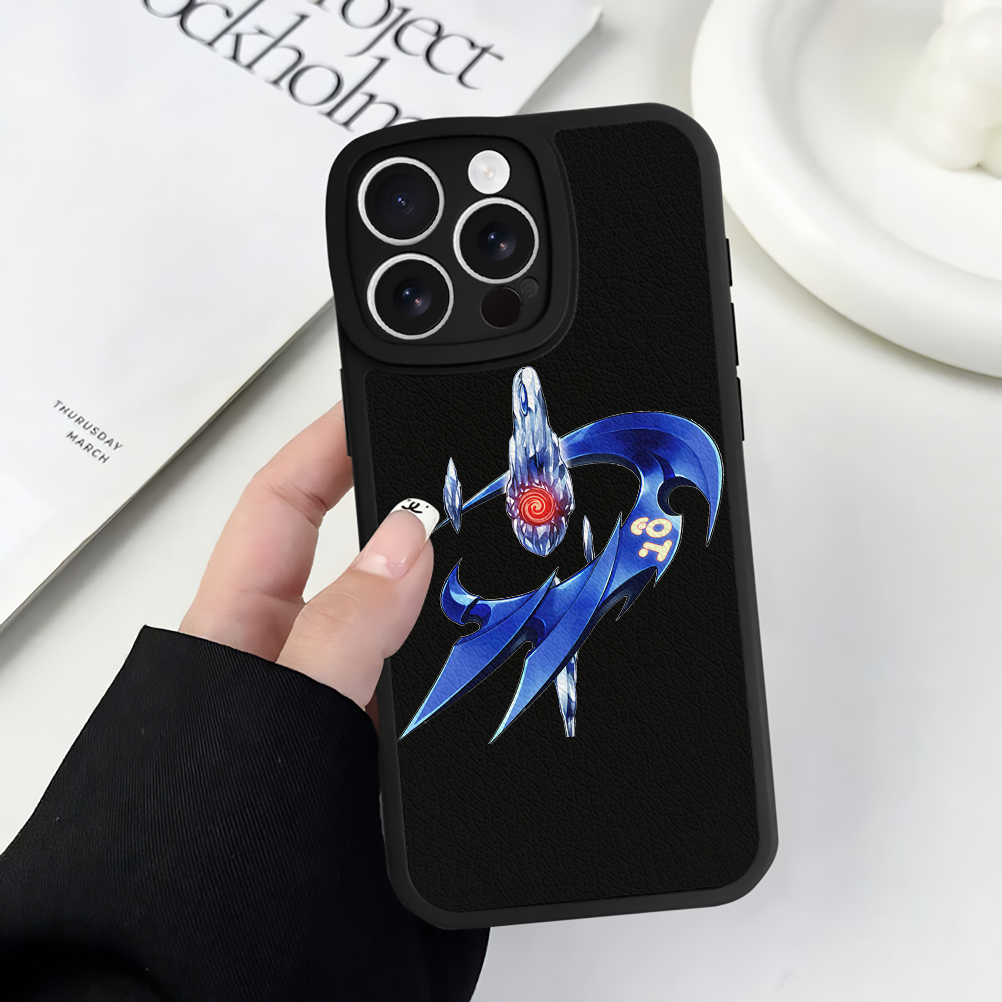 遊☆戯☆王 Yu-Gi-Oh! 【iPhone 16シリーズ対応】シリコンスマホケース（レザー調） 材質：シリコン